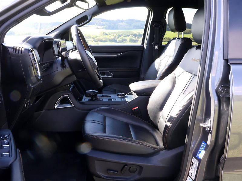 Ford Ranger 3,0 V6 TDi Double Cab Wildtrak - fotka 11 z 37