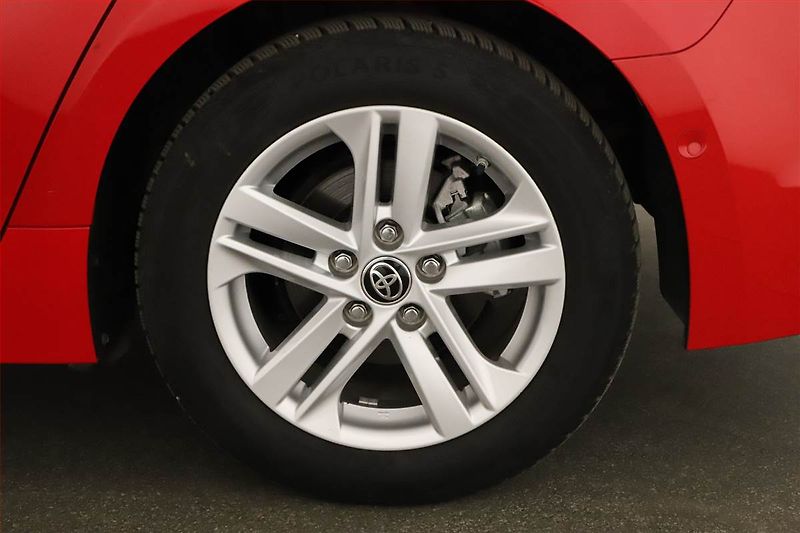 Toyota Corolla (2021) 1.8 Hybrid - fotka 16 z 16