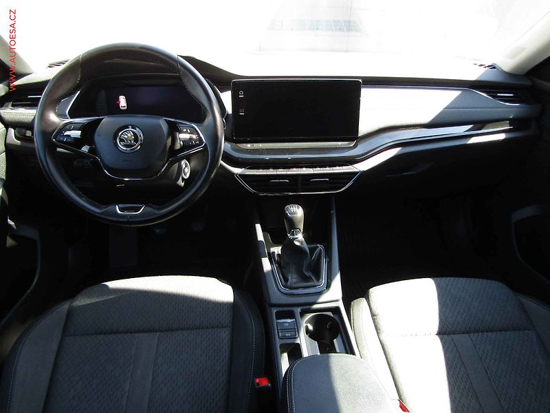 Škoda Octavia (2020) 2.0 TDi, 1.maj,ČR, Style - fotka 8 z 24