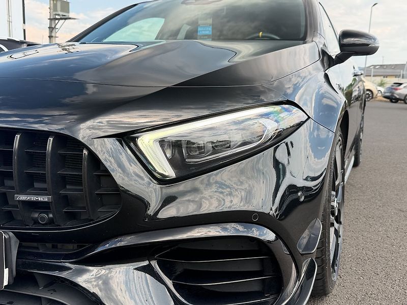 Mercedes-Benz Třídy A 45 AMG - fotka 9 z 40
