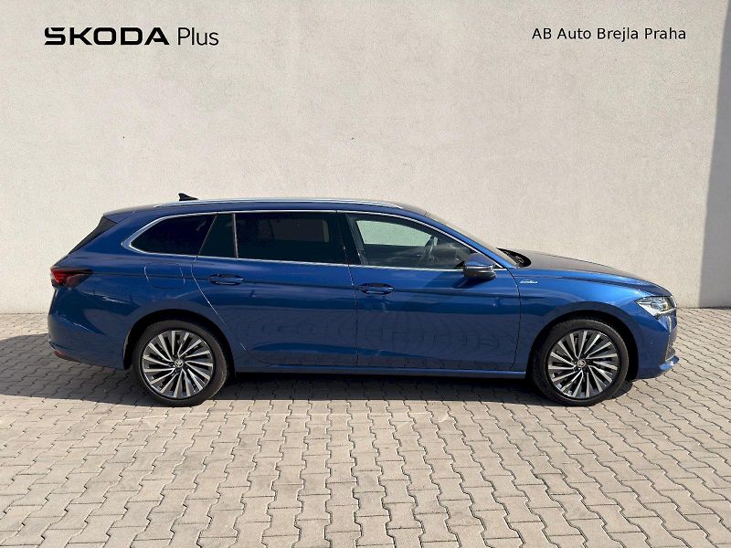 Škoda Superb (2025) COMBI 4x4 L K TD 142/2.0 A7A - fotka 11 z 40