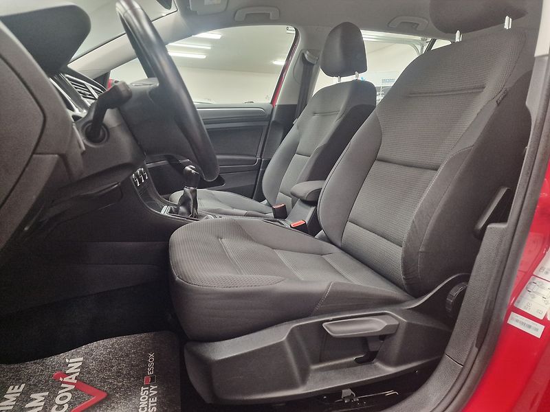 Volkswagen Golf (2018) 1.4 TGI MAN 2018 | Záruka - fotka 17 z 64