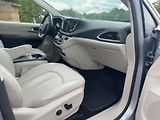 Chrysler Pacifica (2021) 3,6 Hybrid Plug Radar 360 2021 - náhled 10
