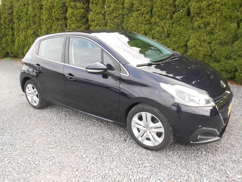 Peugeot 208 NAVIGACE,CHROM,LED!! - fotka 11 z 42