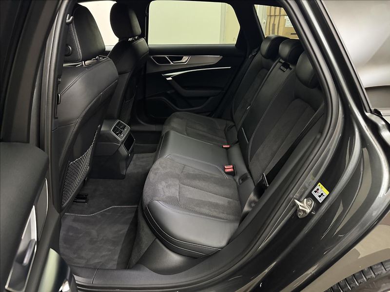 Audi S6 3,0 55TDi 257kW ACC AIR Q TZ - fotka 39 z 50