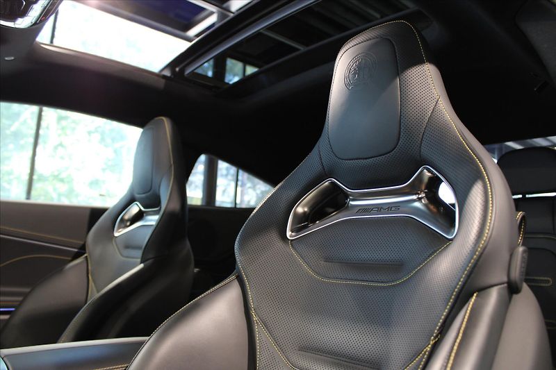 Mercedes-Benz CLE 53 AMG 4MATIC+ Coupé Premium P - fotka 13 z 38