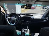 Toyota Hilux 2.8D 4x4 6AT Executive - náhled 15