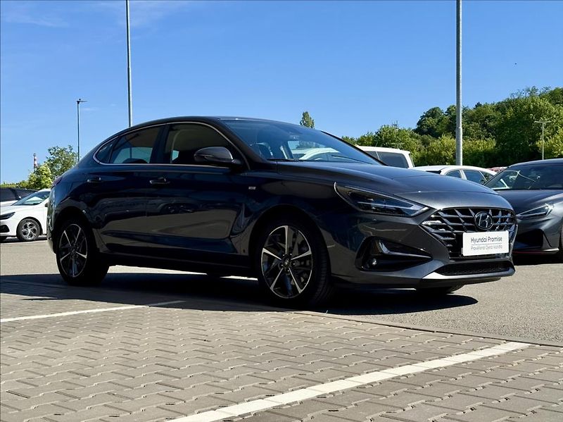 Hyundai i30 1,5 T-GDI DCT  FB Style Safety - fotka 4 z 19