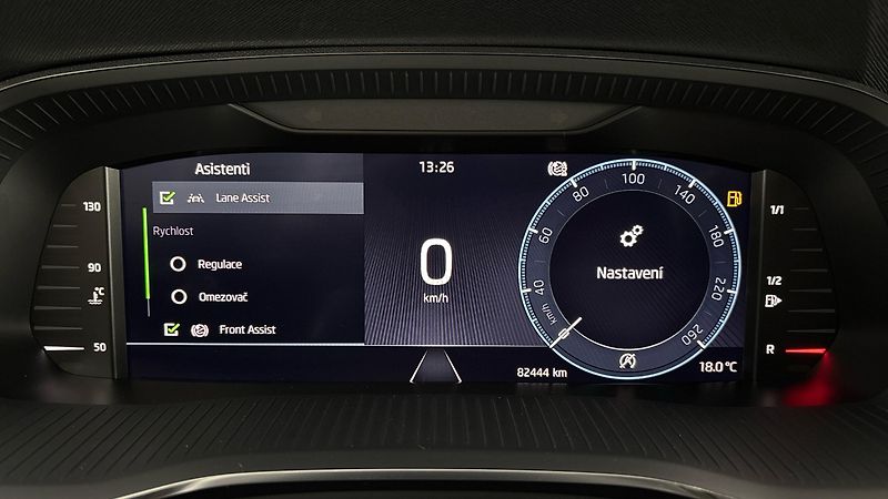 Škoda Octavia 1.0 TSI Ambition Combi - fotka 10 z 24