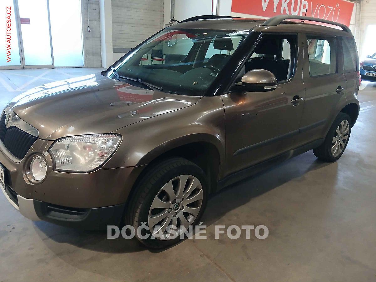 Škoda Yeti 2.0 TDI, ČR, Navi, panor.