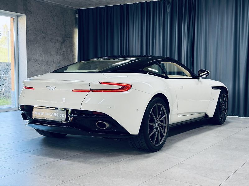 Aston Martin DB11 (2017) V12*5.2*B&O*360*TOP - fotka 12 z 43
