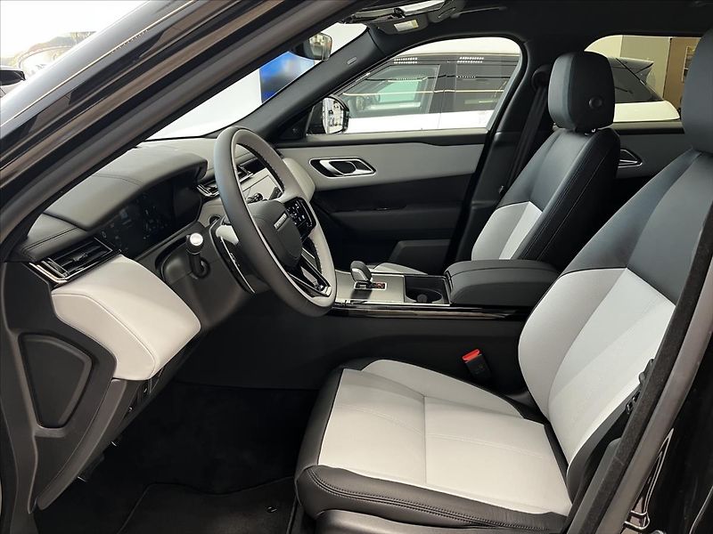 Land Rover Range Rover Velar (2026) 3,0 Dynamic SE D300 AWD - fotka 9 z 17