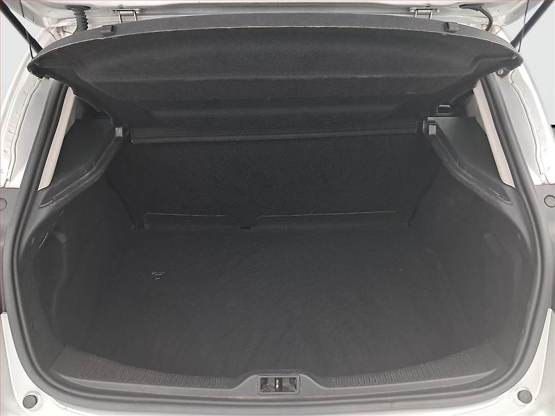 Renault Mégane (2012) Confort 1.6 16V, Tempomat - fotka 13 z 17
