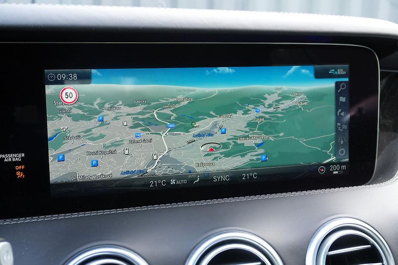 Mercedes-Benz Třídy S S560 Coupe 4Matic, ČR, Masáže - fotka 23 z 44