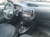 Hyundai i20 1,2 CVVT Family Space - náhled 9