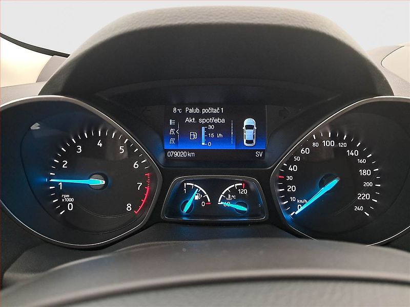 Ford Kuga (2018) Titanium 1.5 EcoBoost, ČR - fotka 11 z 21
