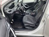 Peugeot 2008 (2018) 1.2 PT, Crossway, TZ, panor - náhled 9