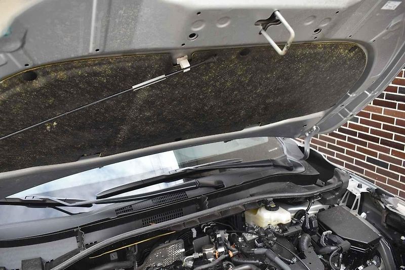 Corolla Cross může mít pohon všech kol