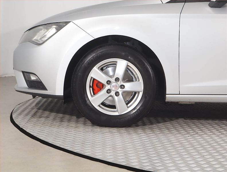 Seat Leon (2013) 1.2 TSI, Tempomat - fotka 14 z 20