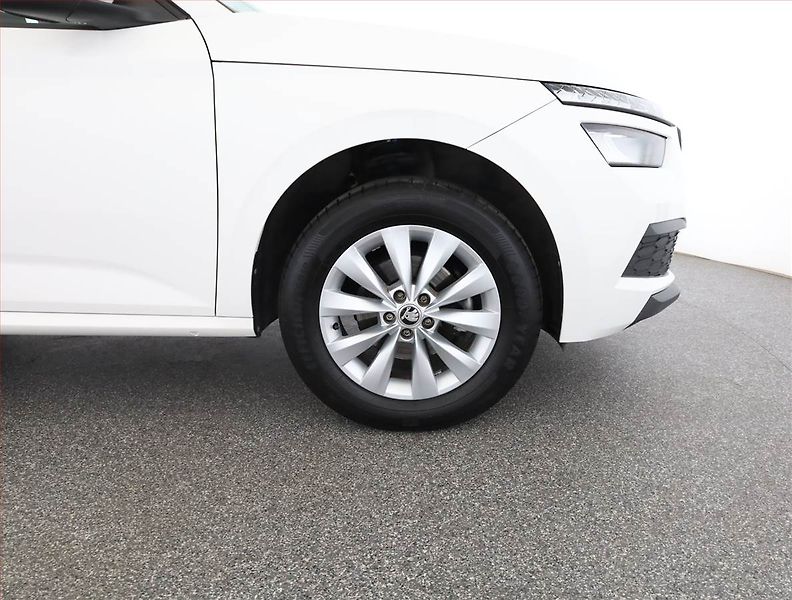 Škoda Kamiq (2021) 1.0 TSI, Automat, Serv.kniha - fotka 18 z 18