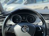Volkswagen Golf 1,6 TDI NAVIGACE +SADA ALU KOL - náhled 11