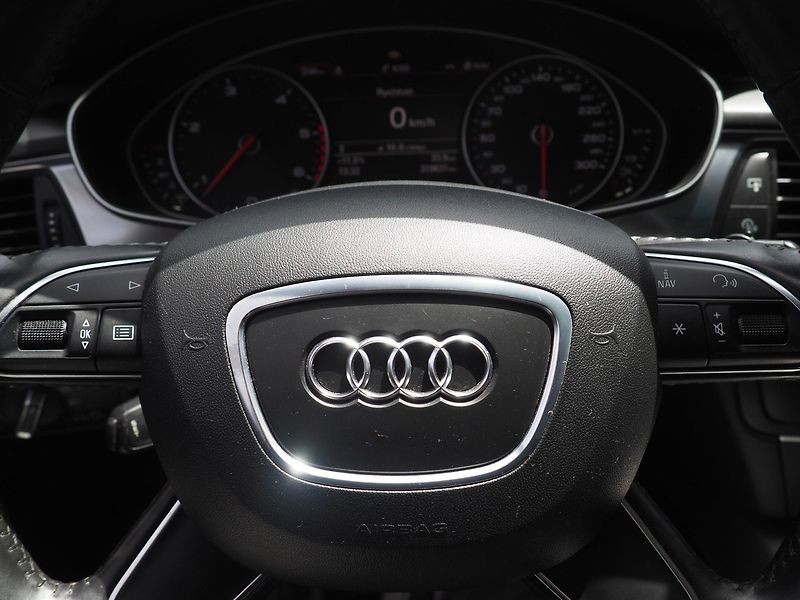 Audi A6 (2013) Avant 3.0 TDI, 150 kW - fotka 26 z 41