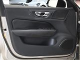 Volvo S60 2,0 B5 AWD Ultimate Dark ČR - náhled 18
