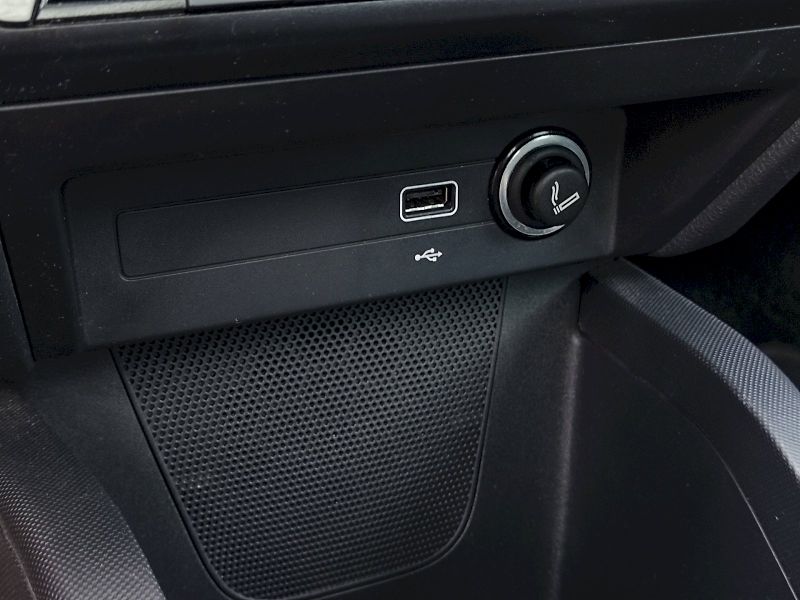 Škoda Fabia (2021) Monte Carlo 1,0 Tsi 81 Kw - fotka 21 z 35