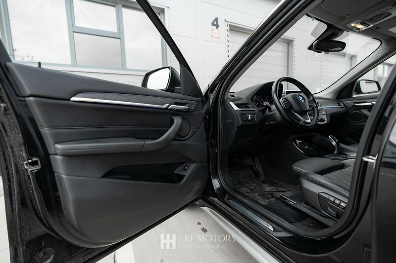 BMW X1 (2019) xDrive20d xLine - fotka 14 z 18