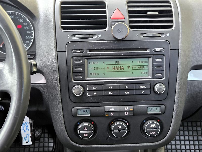 Volkswagen Golf TDi 103kW SPORT,ROZVODY - fotka 29 z 33