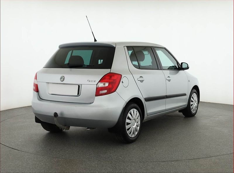 Škoda Fabia (2010) Ambition 1.2 12V, Serv.kniha - fotka 5 z 11