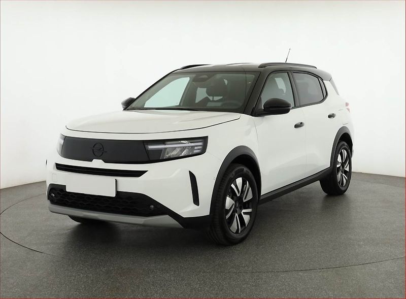 Opel Frontera (2025) 1.2 hybrid - fotka 2 z 20