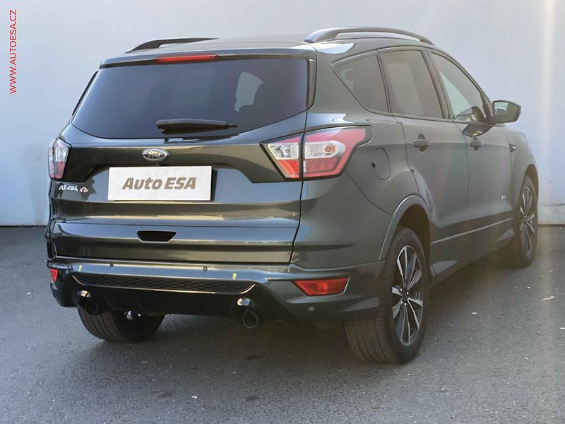Ford Kuga (2017) 2.0 TDCi 4x4, ST-Line, AT - fotka 4 z 19