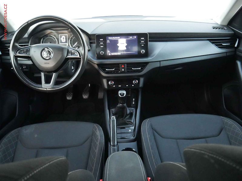 Škoda Kamiq (2020) 1.0 TSi, Ambition, LED - fotka 8 z 16