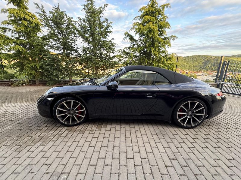 Porsche 911 (2012) - fotka 6 z 9