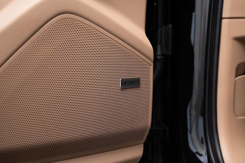 Porsche Cayenne Platinum Edition/Záruka/Bose - fotka 22 z 27