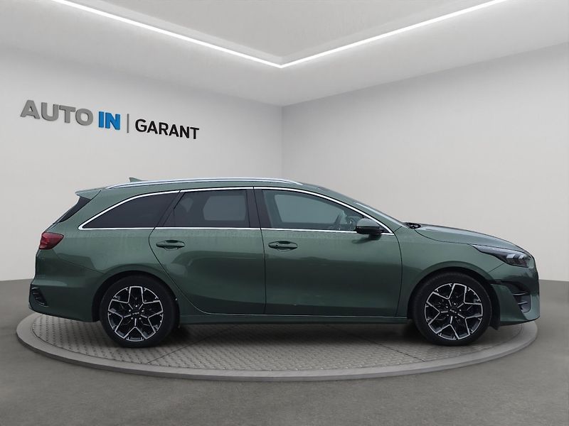Kia Ceed (2023) GT Line 1.5 T-GDi 118kW A/T, 1 - fotka 7 z 28