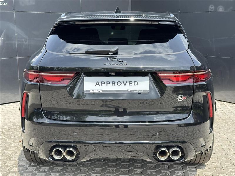 Jaguar F-Pace 5,0 P550 SVR AWD ZÁRUKA - fotka 8 z 36