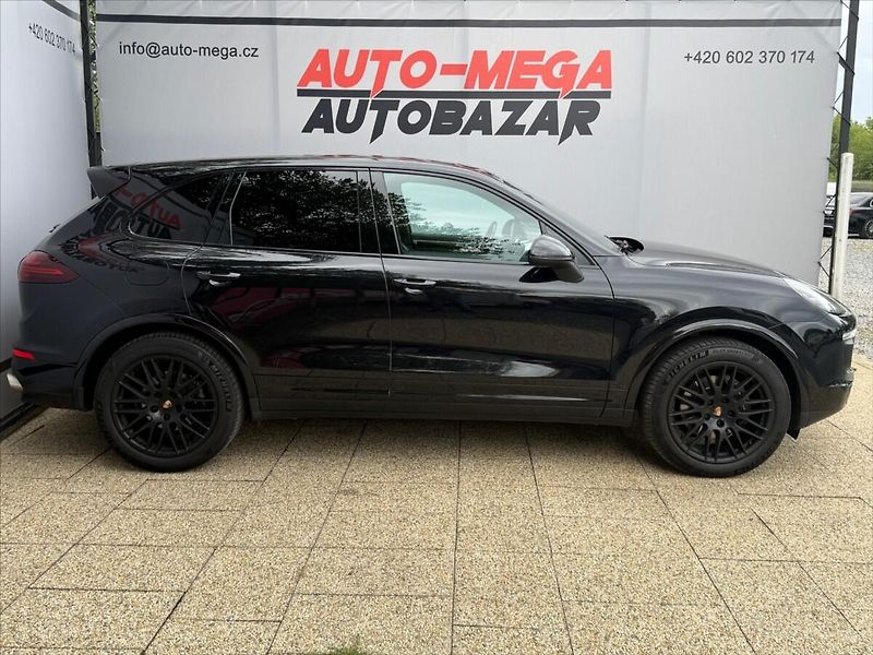 Porsche Cayenne 3,0 TDI  V6 193kW-FACELIFT!! - fotka 4 z 41