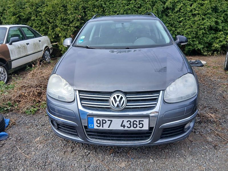 Volkswagen Golf 1.4TSI, točí, ale nechytne - fotka 1 z 16