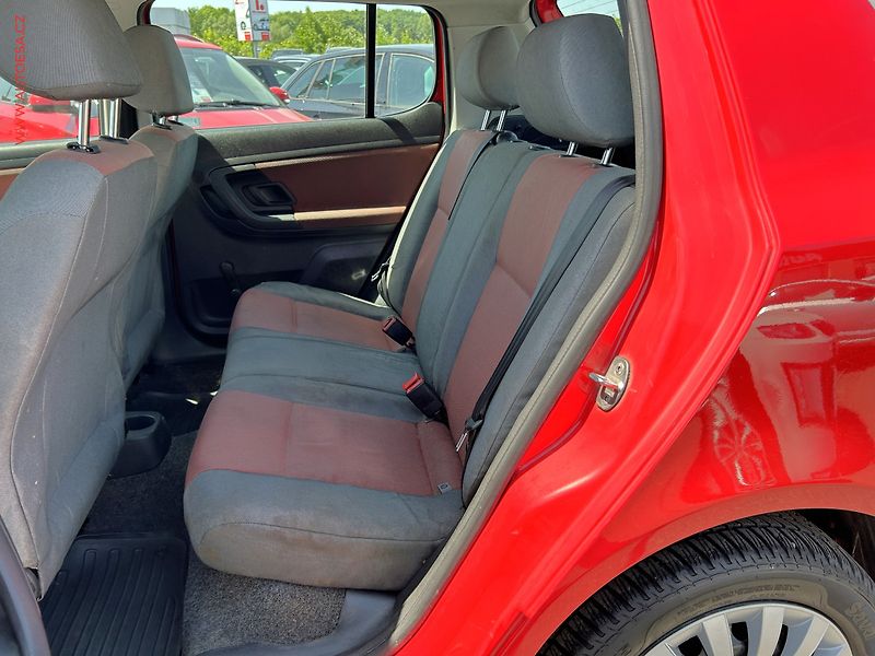 Škoda Fabia (2007) 1.2i, ČR, zmk.řazení - fotka 10 z 13