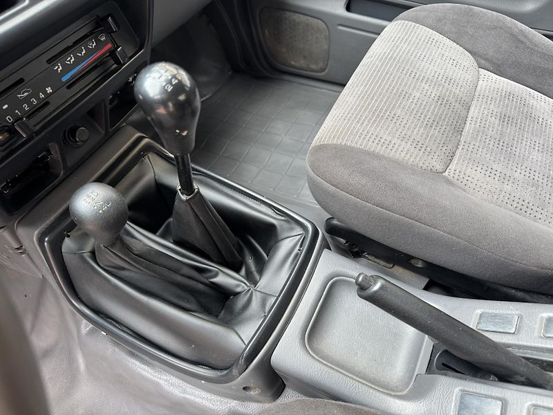 Nissan Navara (2009) původ ČR, DPH - fotka 27 z 32