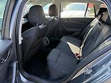 Škoda Octavia 2.0 TDI DSG AMBITION ACC - náhled 9