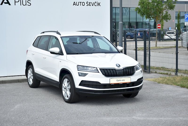 Škoda Karoq (2020) 125 LET 1.5 TSI 110kW - fotka 8 z 32
