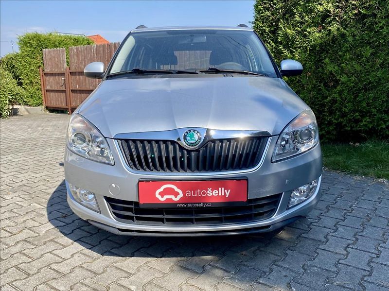 Škoda Fabia 1,6 TDI CR 55kW Active Combi - fotka 8 z 38