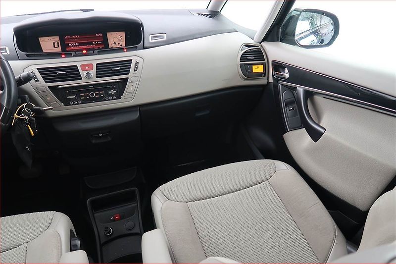 Citroën C4 Picasso (2011) 2.0 HDI, Automat, 7 míst - fotka 8 z 16