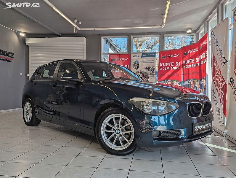 BMW Řada 1 116 i 100kW VÝHŘEVY, PDC - fotka 22 z 23
