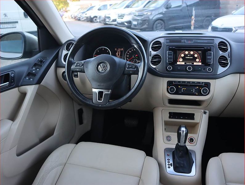 Volkswagen Tiguan (2012) Exclusive 2.0 TDI, 4X4 - fotka 7 z 20