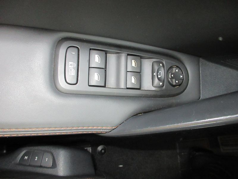 Peugeot 508 (2015) SW RXH 2,0 HDi 180 EAT6 - fotka 17 z 30