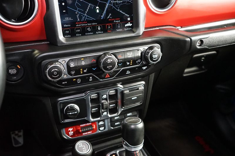 Jeep Gladiator (2023) JEEP GLADIATOR RUBICON 3.6 V6  - fotka 10 z 13